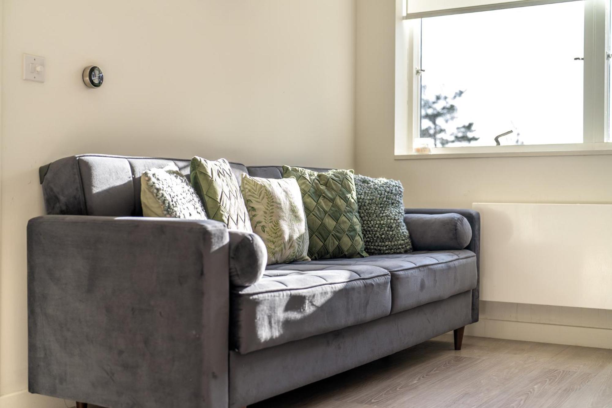 Luxury 1 Bedroom Serviced Apartment With Roof Terrace & Gym Stevenage Exterior foto